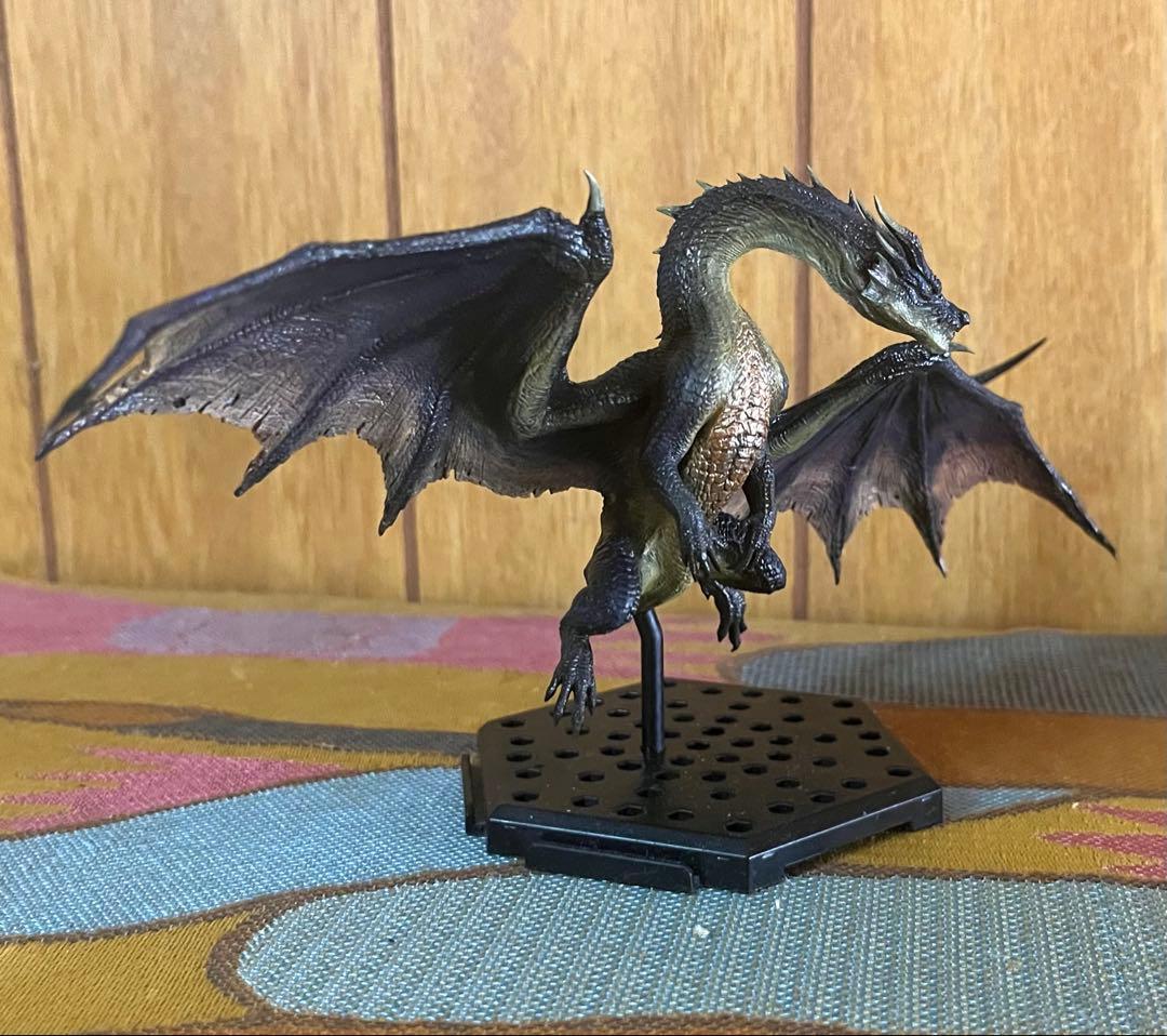 ミラボレアス　フィギュア　リペイント