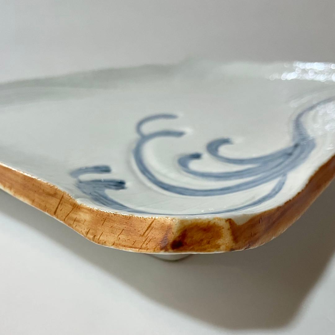 陶磁器　白地大波柄　長角大皿　盛り物皿