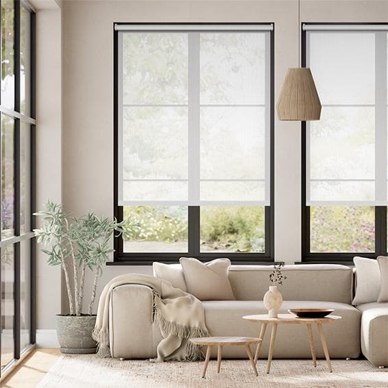 未使用　ロールスクリーン　ホワイト　151×113.6