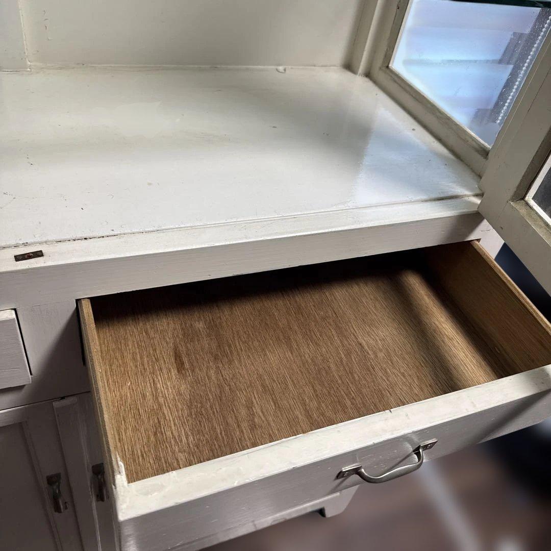 アンティーク ケビント　薬品棚　ガラスキャビネット　ホワイト　シャビー　飾り棚