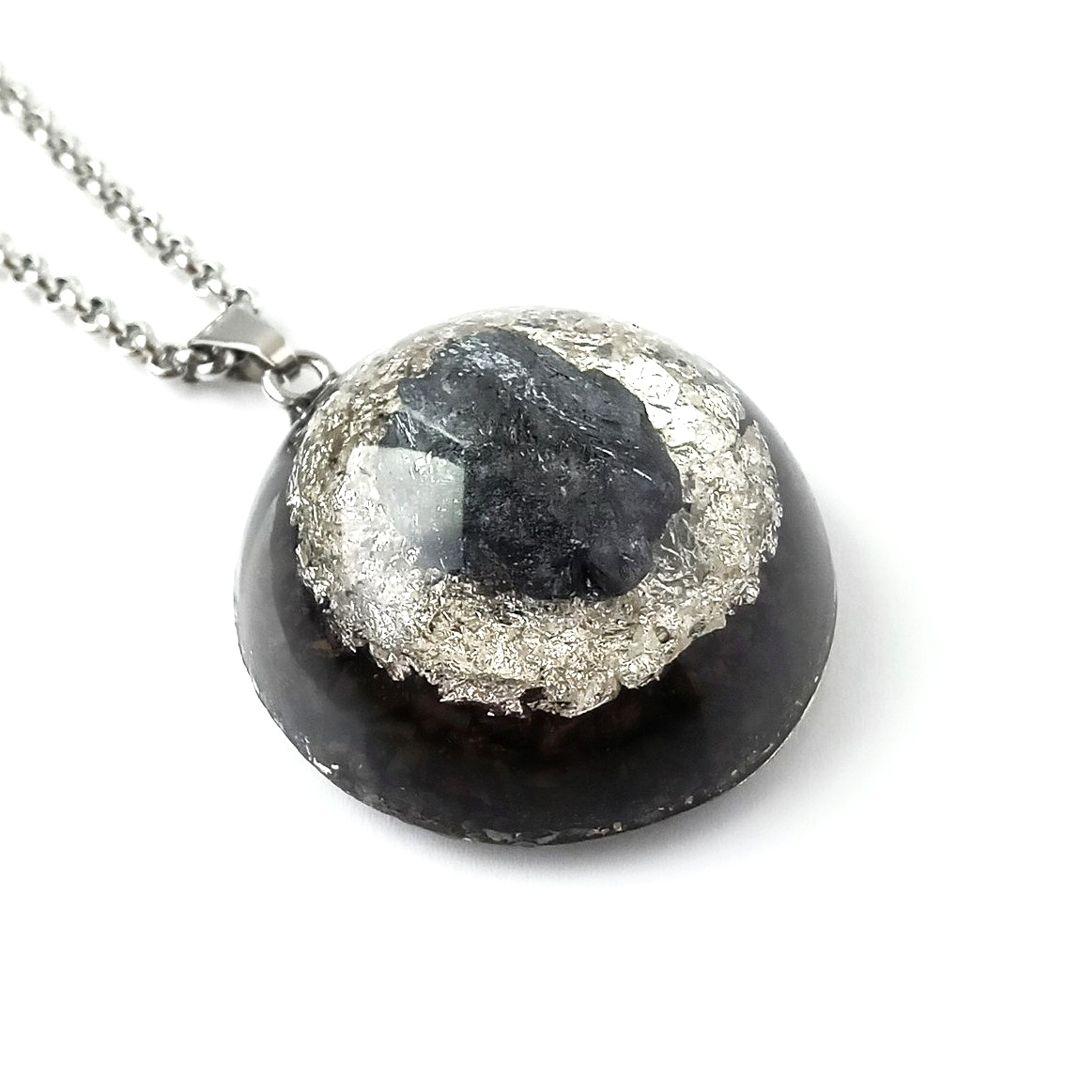 オルゴナイト｜スティブナイトやエリートシュンガイトなどの希少石を使った心のお守り