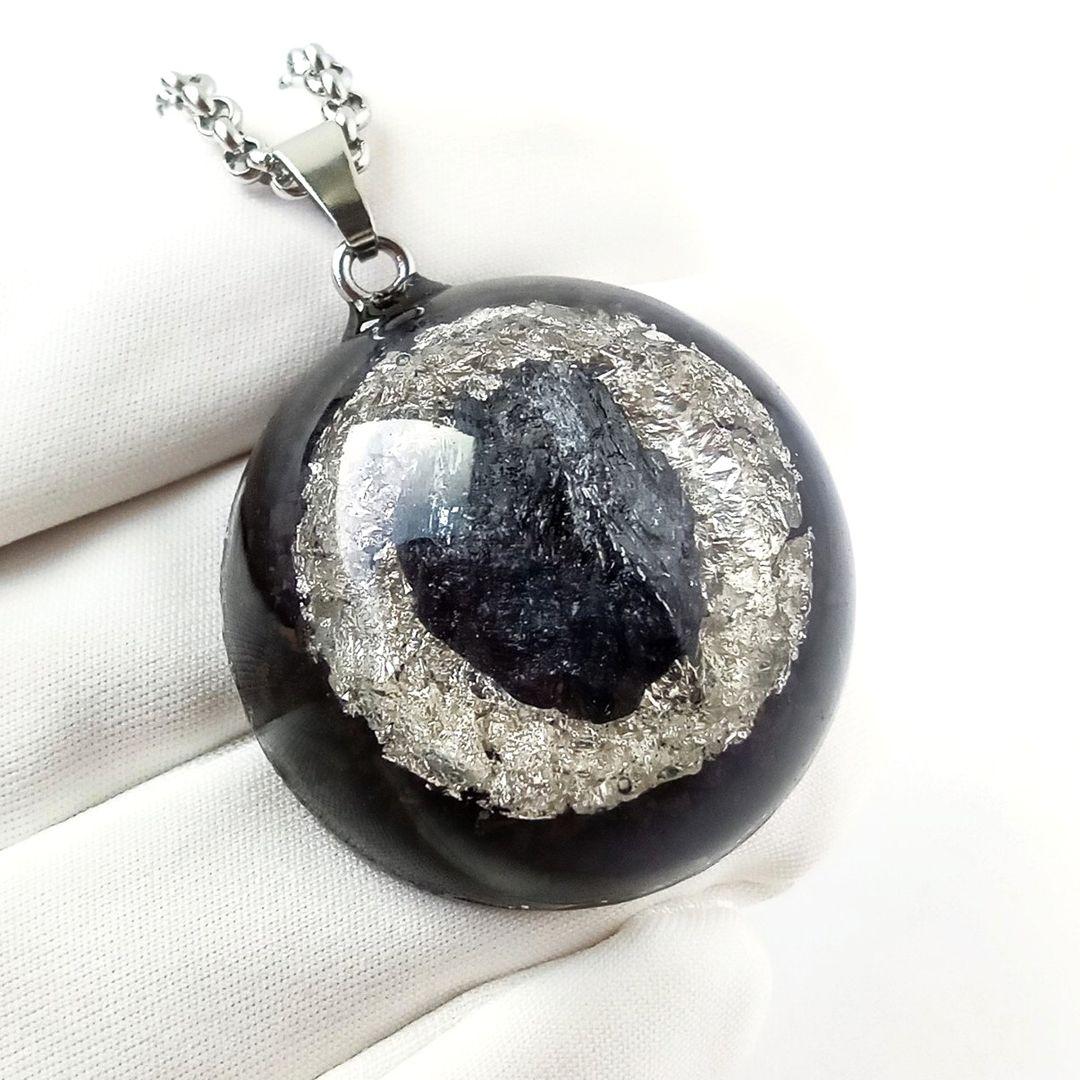 オルゴナイト｜スティブナイトやエリートシュンガイトなどの希少石を使った心のお守り