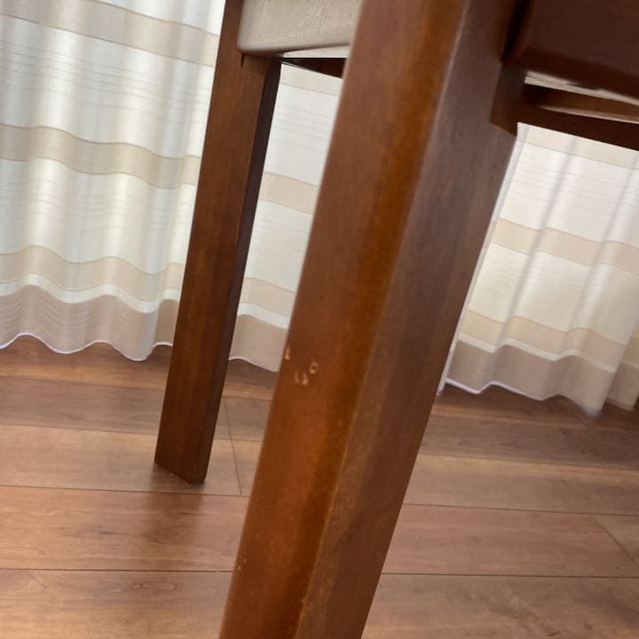 4人掛けテーブル