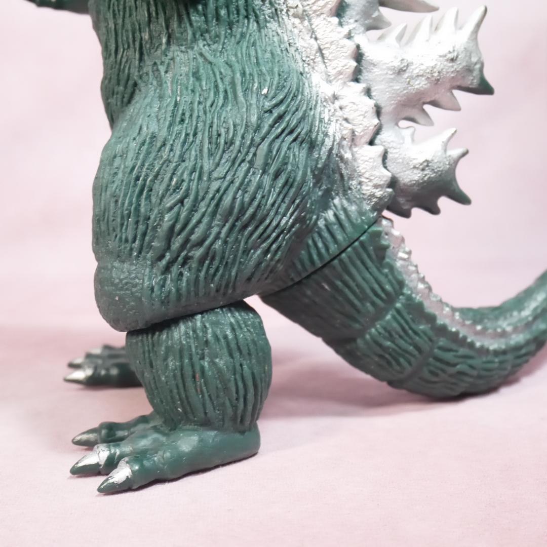 ゴジラ1962 キングコング対ゴジラ 1983刻印 ソフビ 緑 - メルカリ