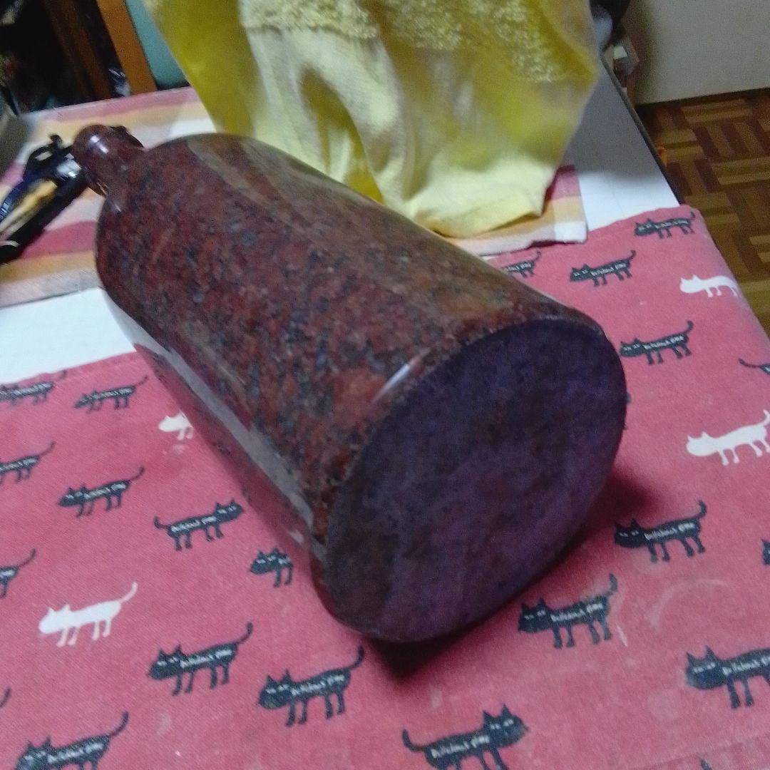 赤紫色の大理石ボトル、焼酎ボトル