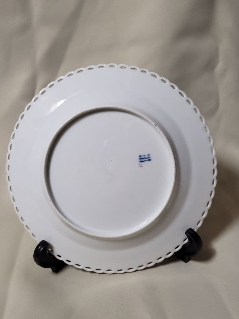 ロイヤルコペンハーゲン　バーガンディフルーテッド　フルレース　プレート