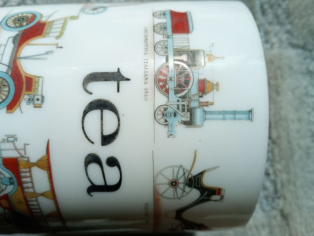 フランス ORWAL社 ティーキャニスター 乳白ガラス製 昔の乗り物の絵柄