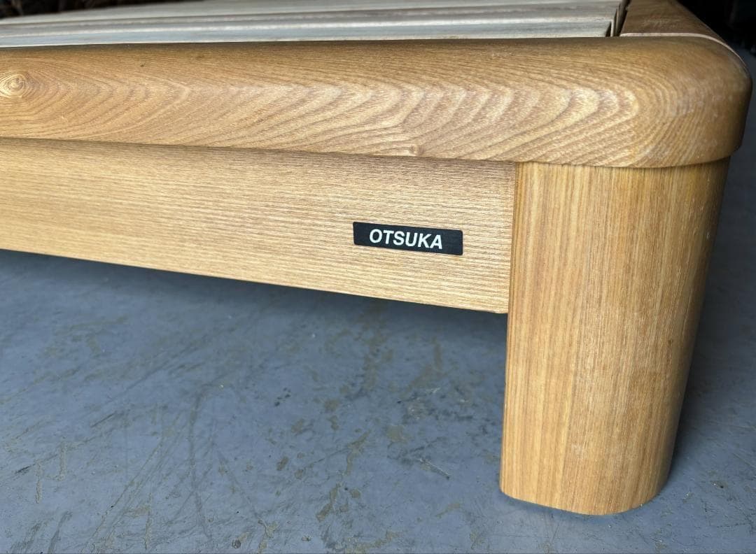 IDC大塚家具 天然木 シングルベッド、幅98cm Used/キレイ