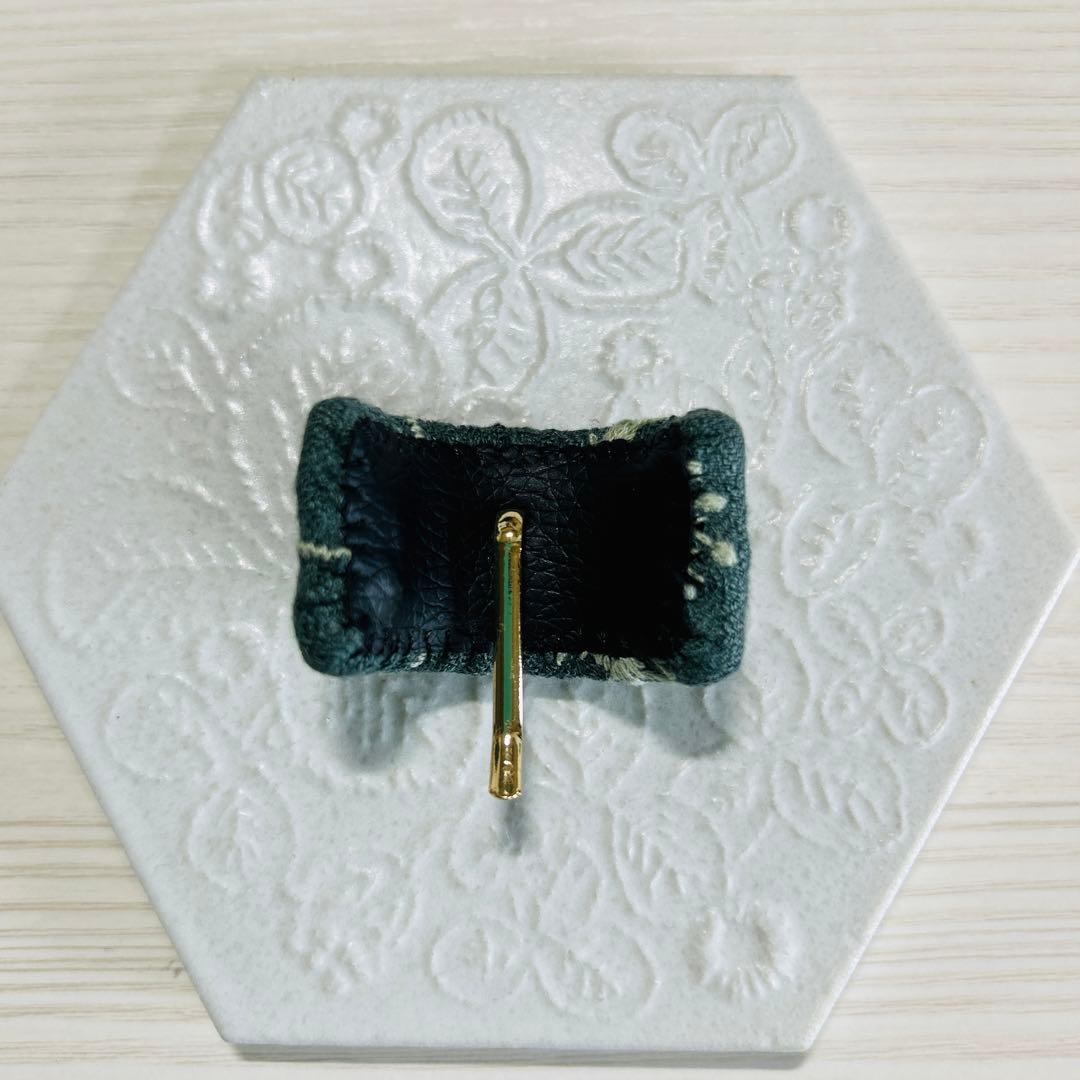 minperhonen ミナペルホネン　ポニーフック　#112