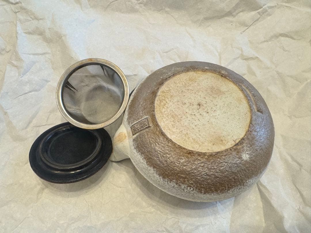 岩中鉄瓶 急須 ゴールド/ホワイト