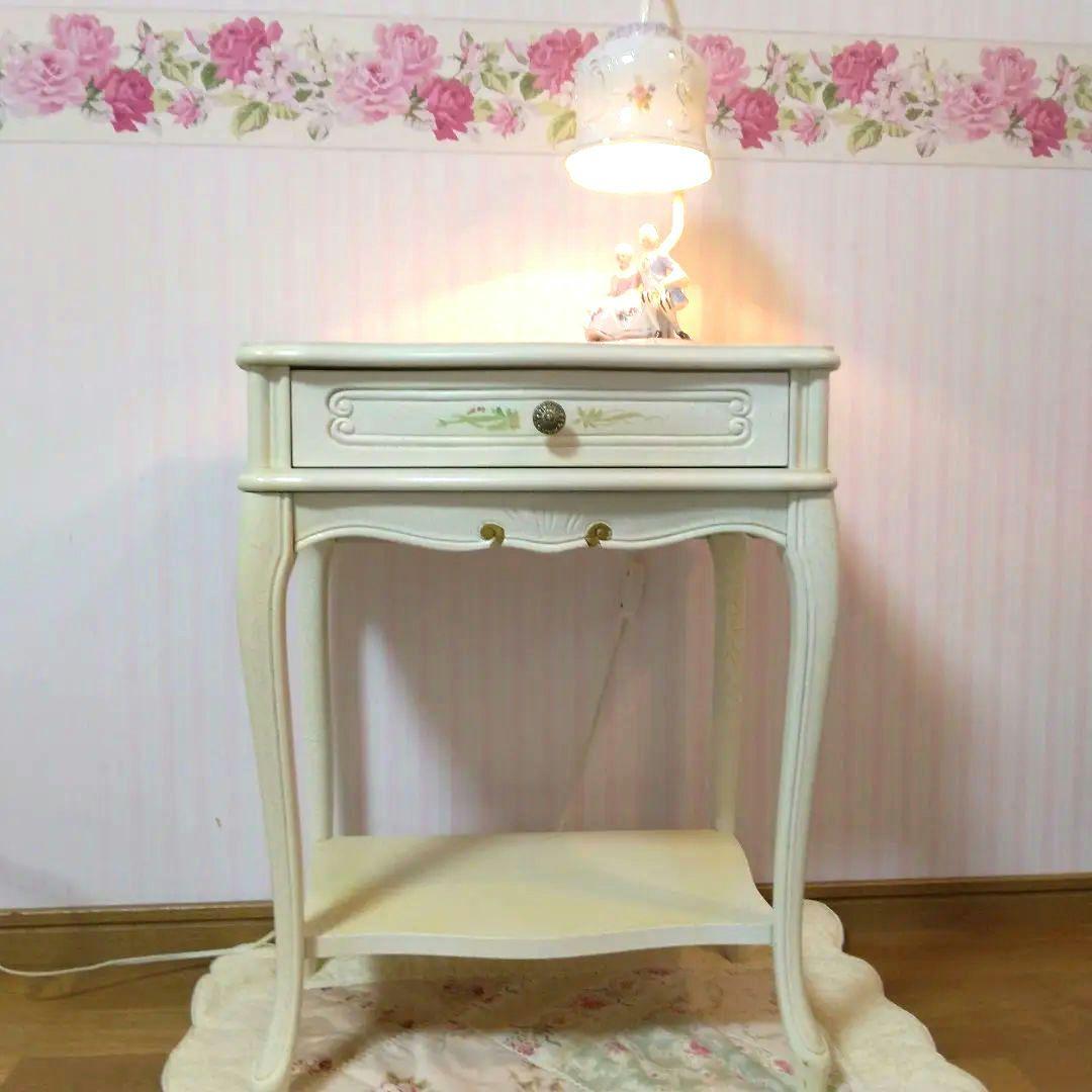 ホワイト♥ヨーロピアン調家具