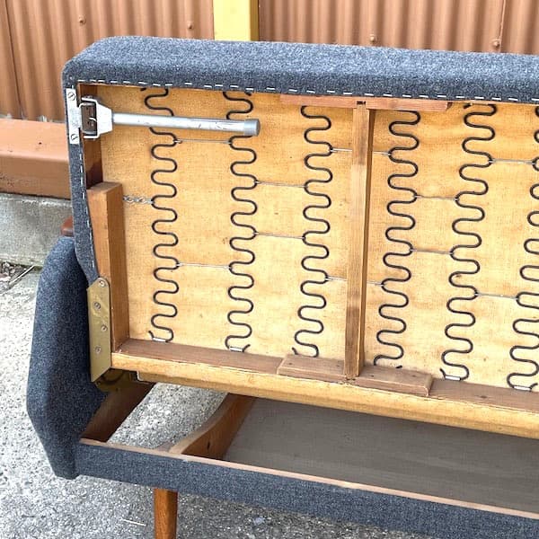 北欧インポート家具　ソファベッド　デイベッドソファ　ツートンカラー