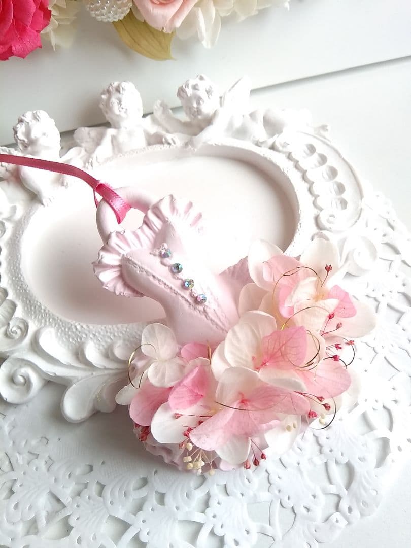 アロマストーンバレリーナドレス＆フラワーアレンジ