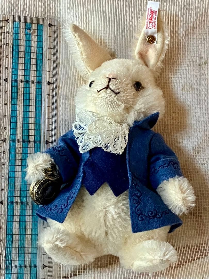シュタイフ　steiff　ウサギのヴィンセント　白うさぎ　不思議の国のアリス