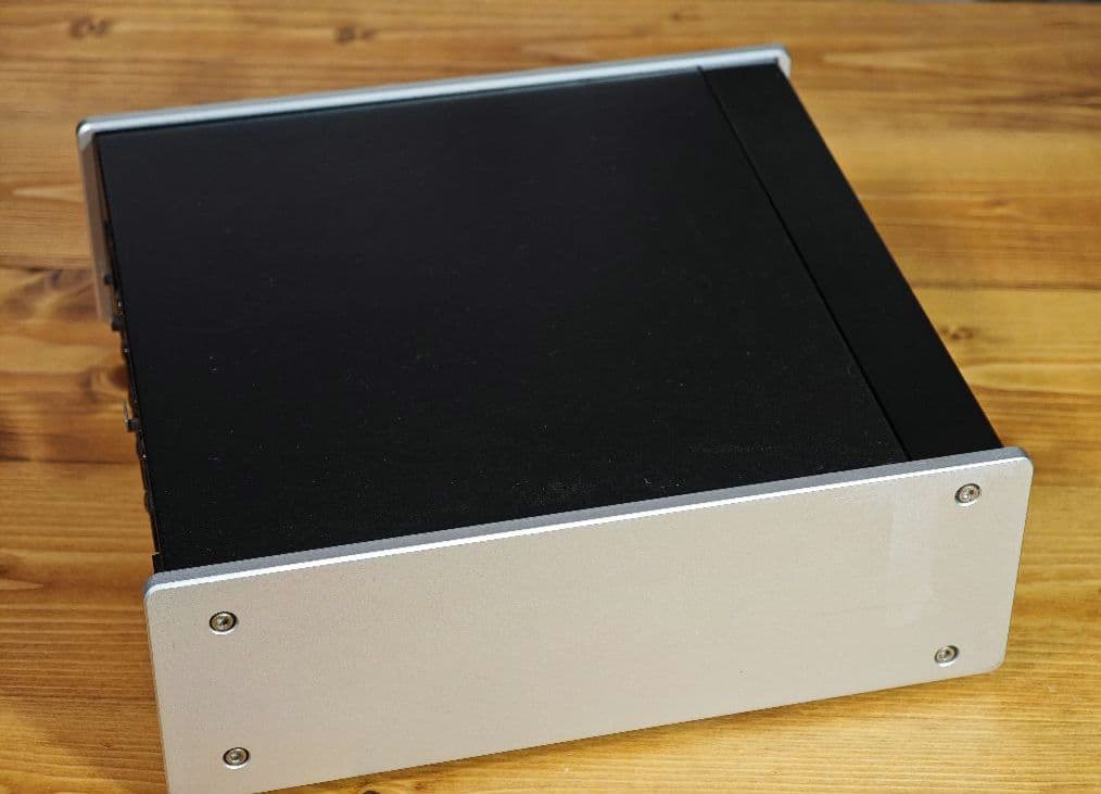 TASCAM UH-7000 オーディオインターフェース