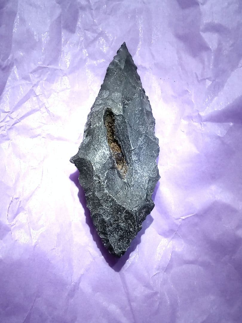 サヌカイト 原始人 石器 石槍 アイヌ仕様 尖頭器 e 模写 - メルカリ