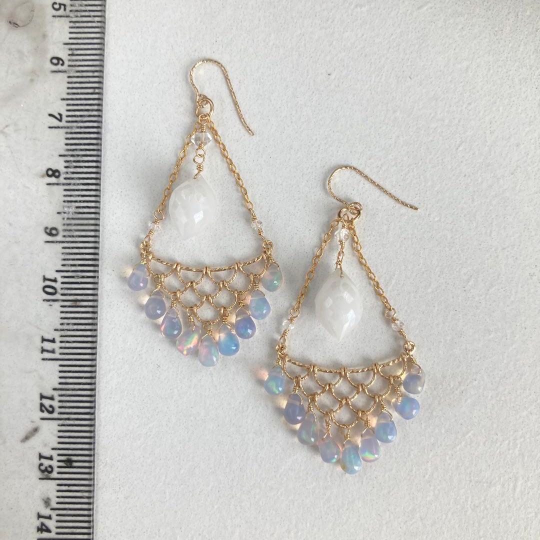 14kgf カラーオパールとシリマナイトのピアス