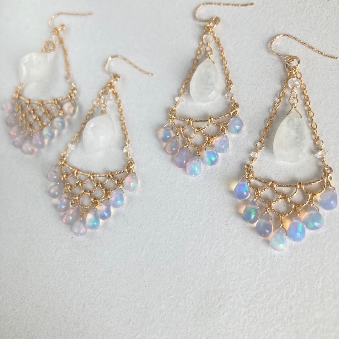 14kgf カラーオパールとシリマナイトのピアス