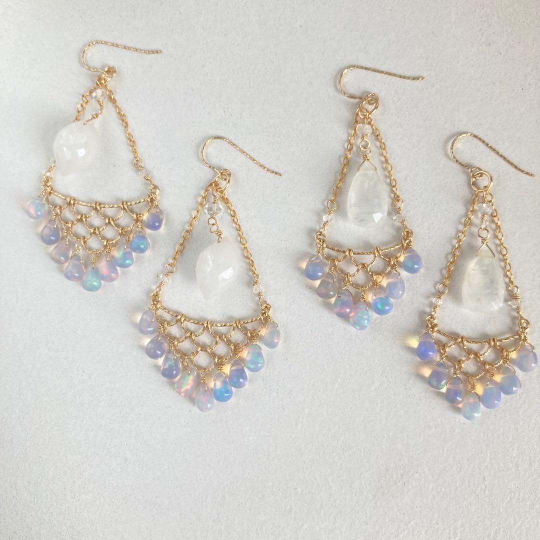 14kgf カラーオパールとシリマナイトのピアス