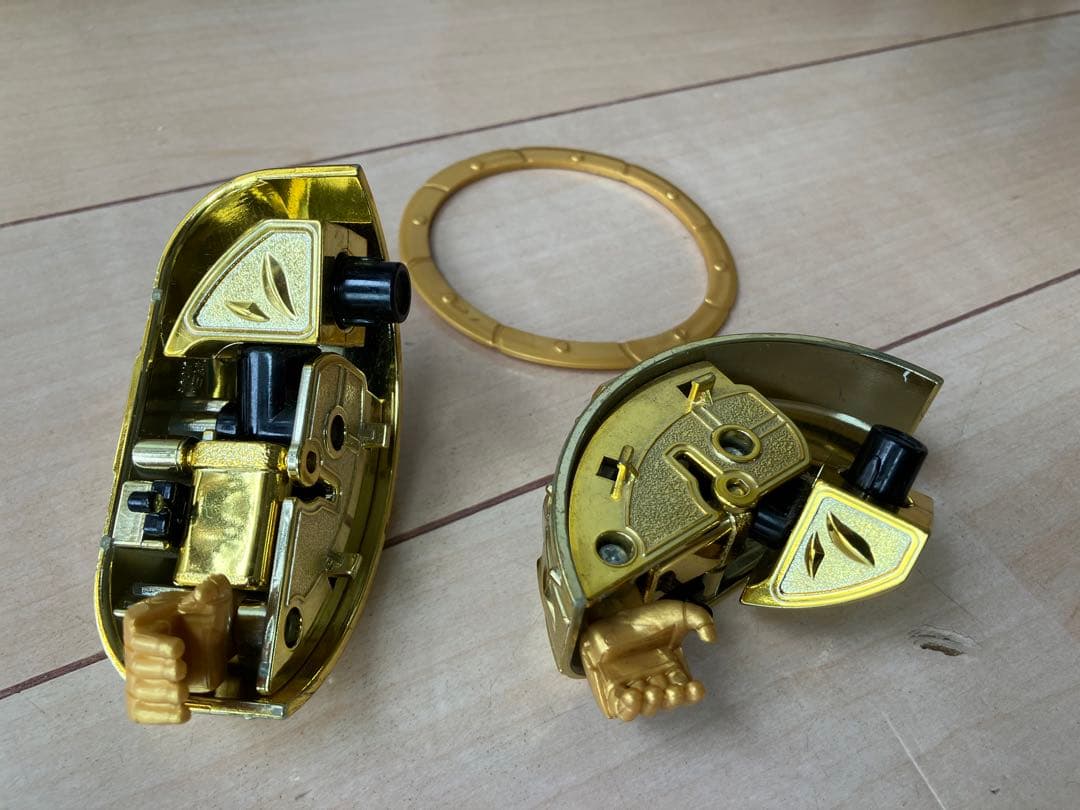 希少】テツワン探偵ロボタック / 金のランドツール - メルカリ