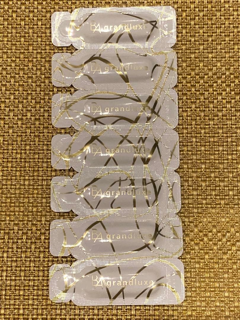 新入荷POLA 最高峰エイジングケアB.A グランラグゼ IV 美容液28枚