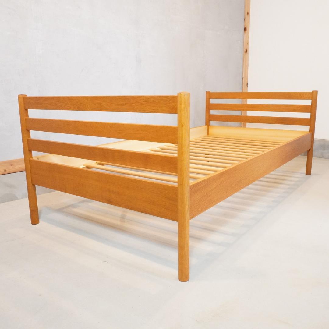 RY Mobler ハンス.J.ウェグナー オーク材 シングルベッドフレーム