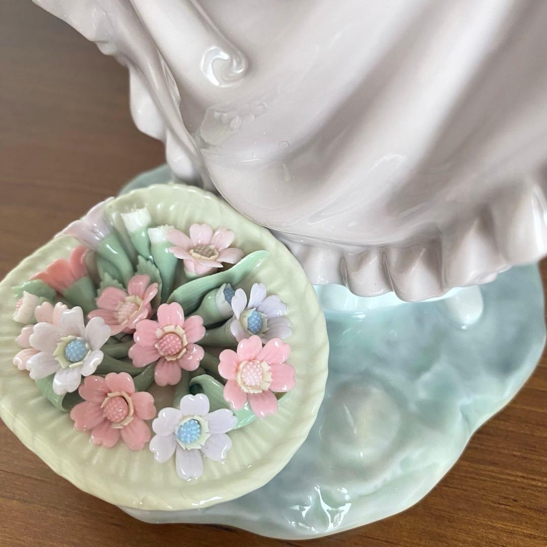 LLADRO リヤドロ 『 花のバスケット 』 置物