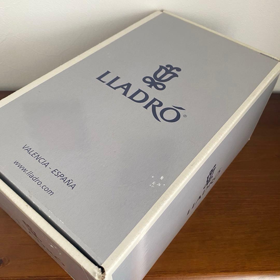 LLADRO リヤドロ 『 花のバスケット 』 置物