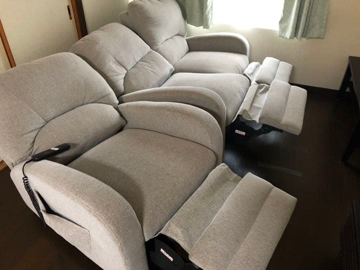 ソファ 電動リクライニング