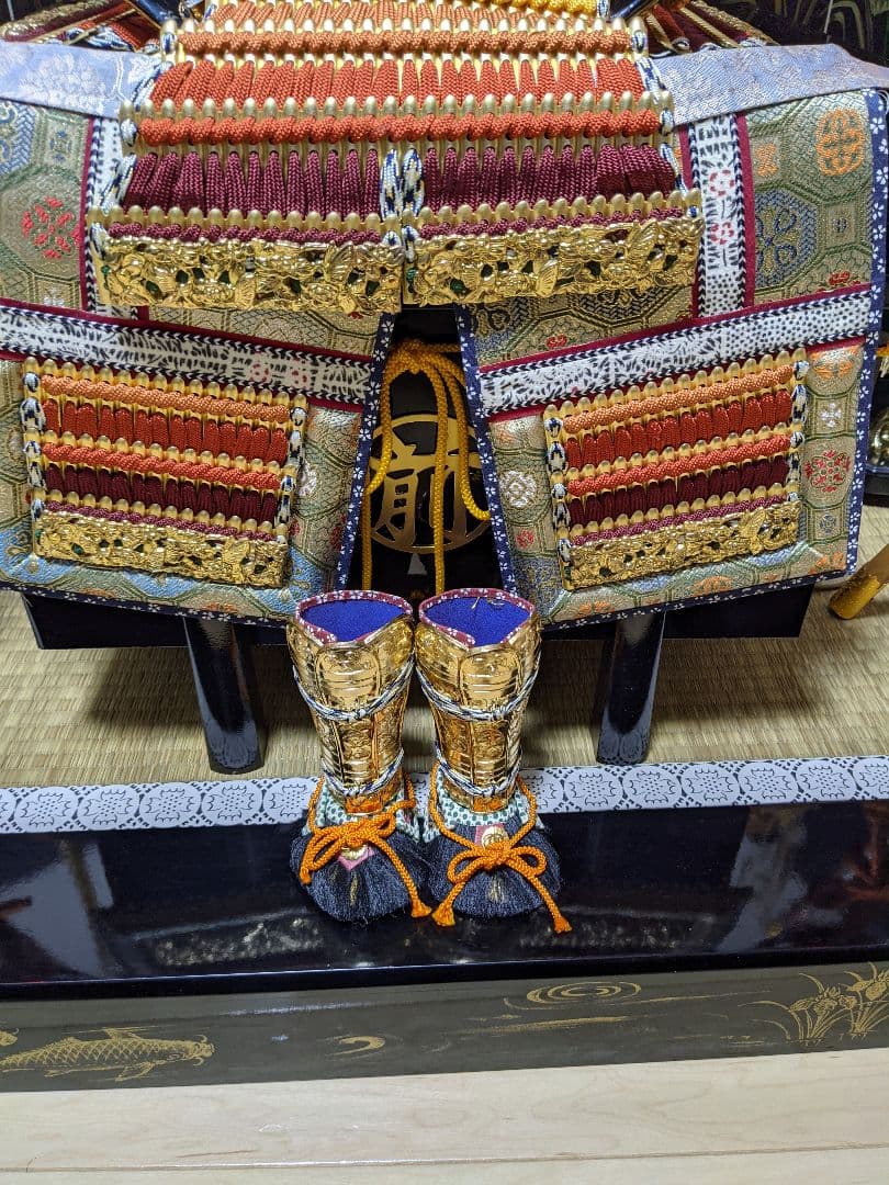 【五月人形 こどもの日】端午の節句 兜飾 兜 刀 弓矢【鎧師 忠保】