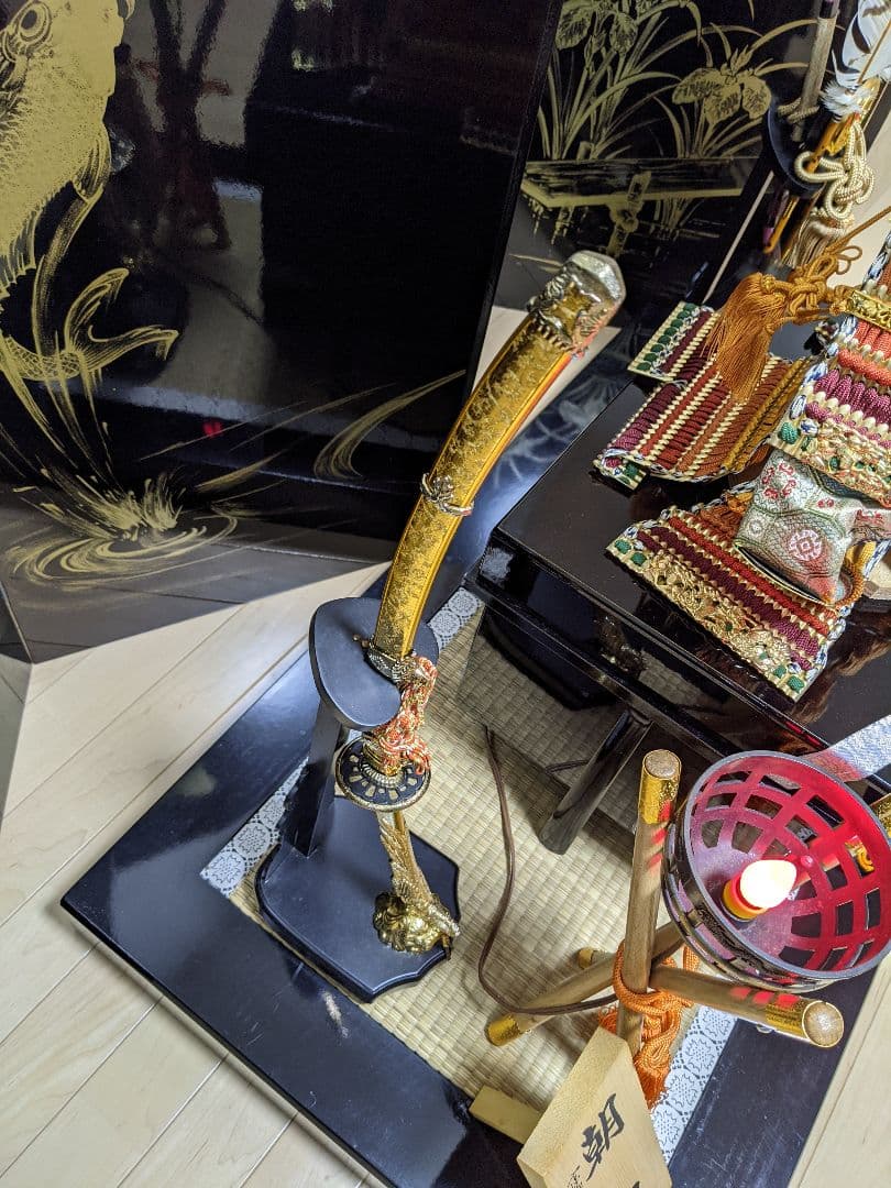 【五月人形 こどもの日】端午の節句 兜飾 兜 刀 弓矢【鎧師 忠保】