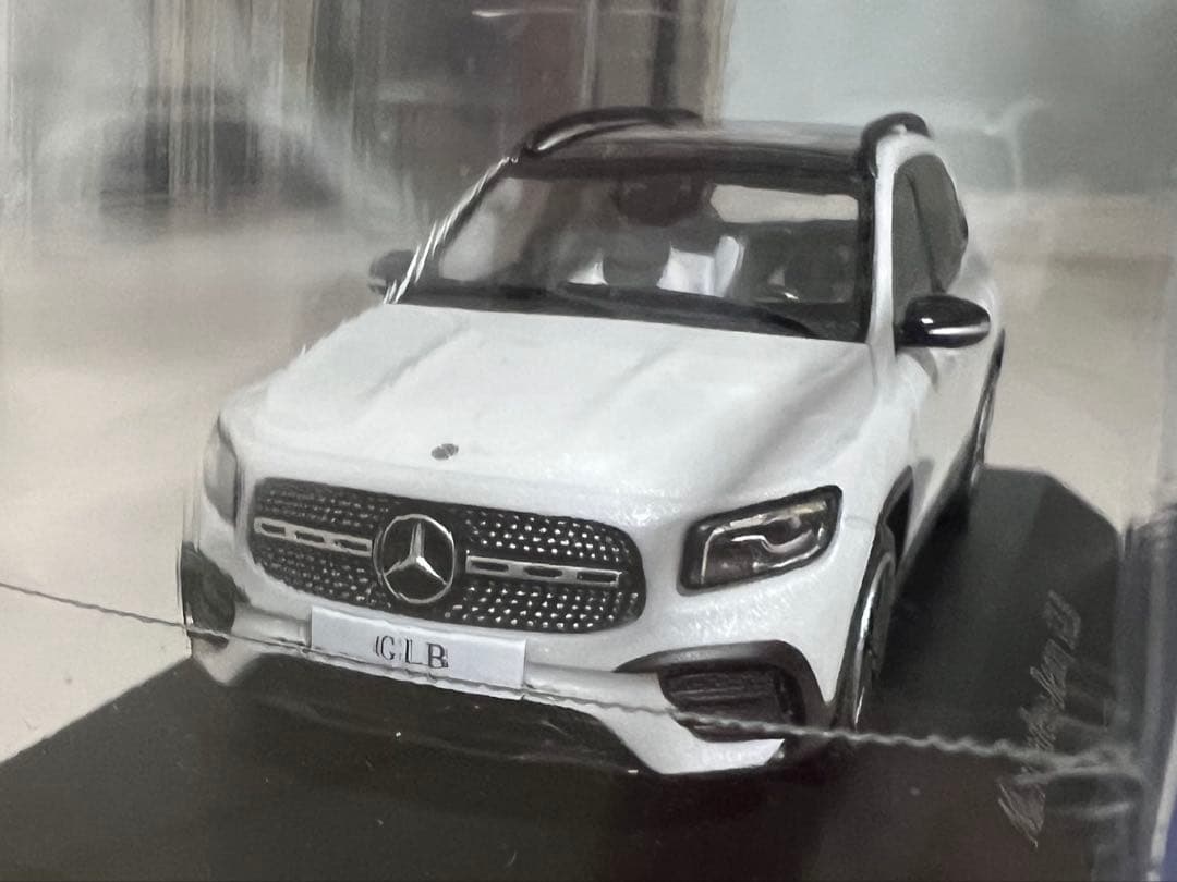 希少】メルセデス ベンツ GLB 1/43 スケール モデルカー - メルカリ