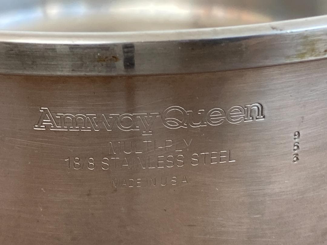 Amway Queen アムウェイ クィーン 18/8 ステンレス両手鍋 27㎝ - メルカリ