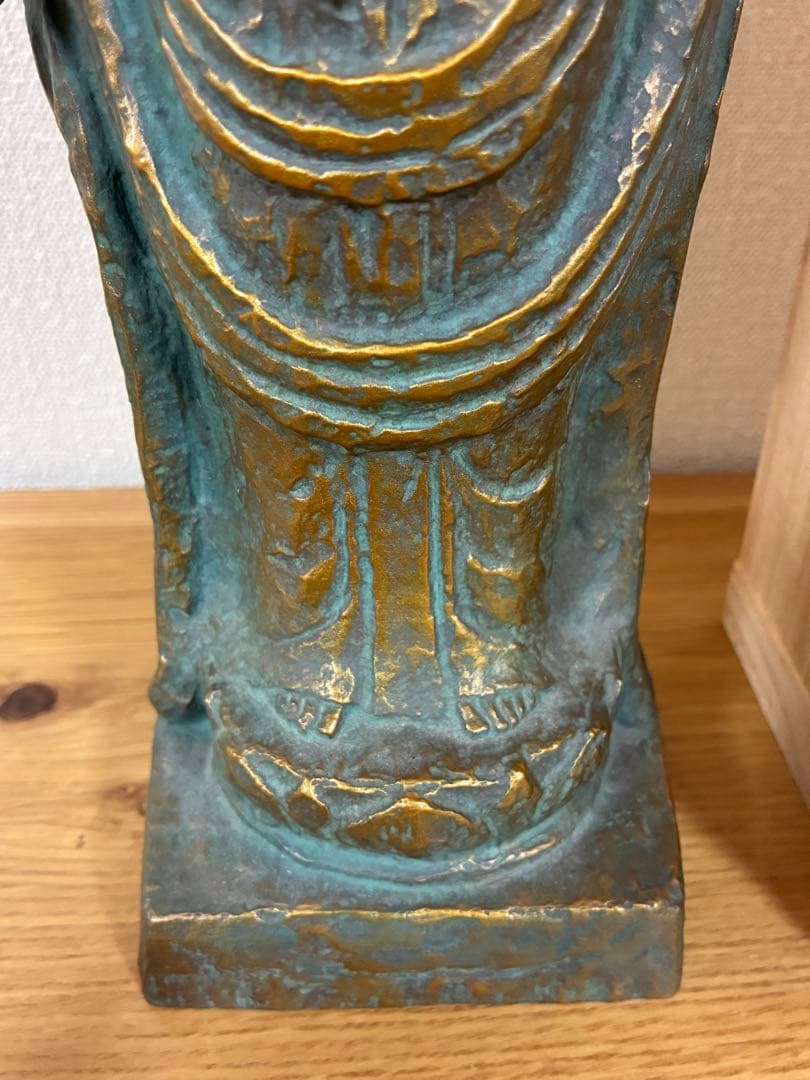 004【美品・箱付き】観音菩薩像 北村西望作『大慈無邊』青銅、本金彩