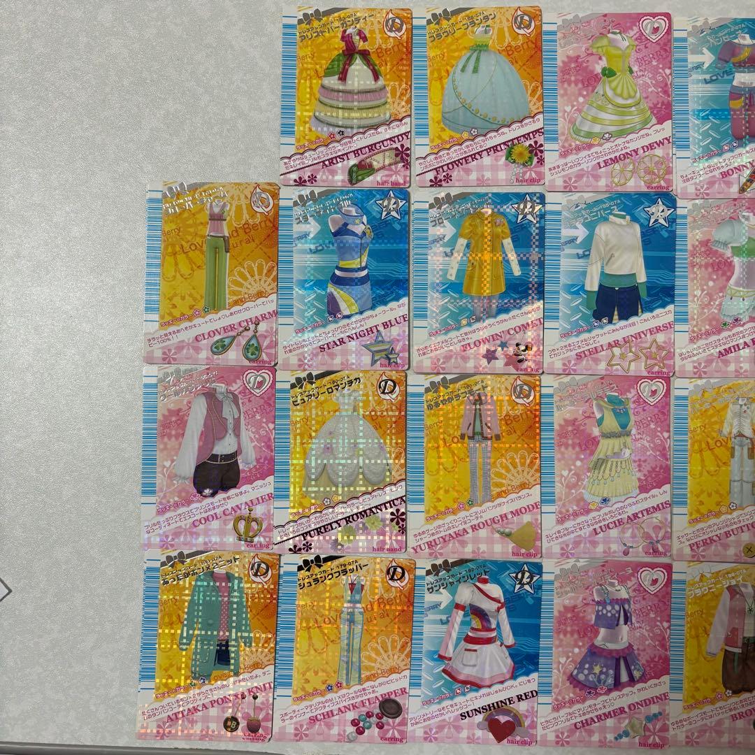 おしゃれ魔女　ラブandベリー　2007秋コレクション　　127枚　※欠け有り