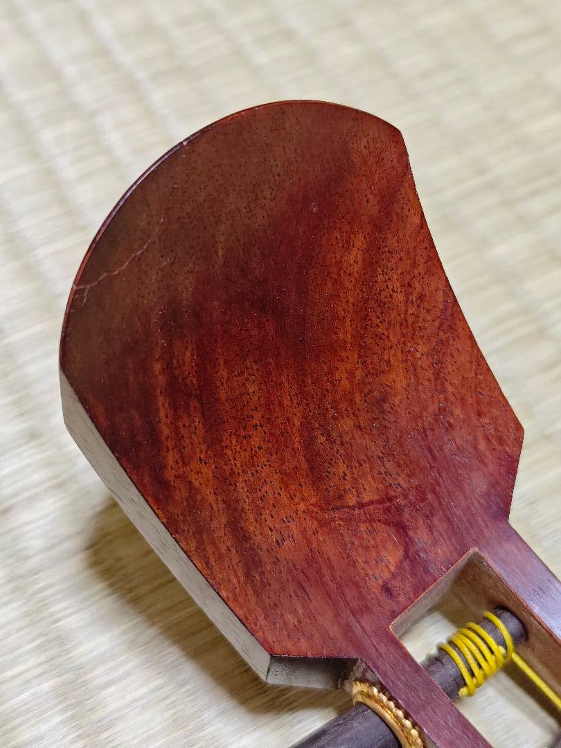 三味線本体 皮破れなし 駒付き