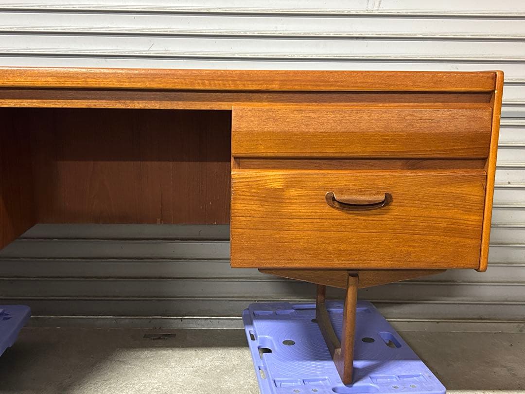 ☆GE206 北欧ヴィンテージ デスク　幅155.5　奥 41　高 67.5cm