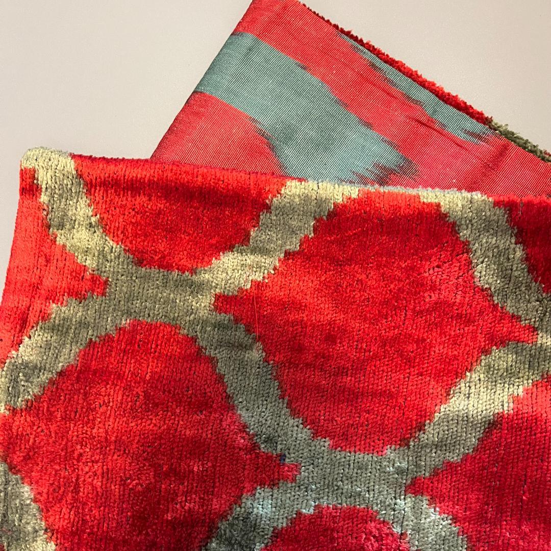 【新品未使用】ウズベキスタン アトラス ベルベット・イカットクッションカバー