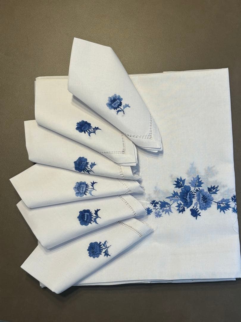 テーブルクロス ベトナム刺繍 手刺繍 ナプキン6枚セット - メルカリ