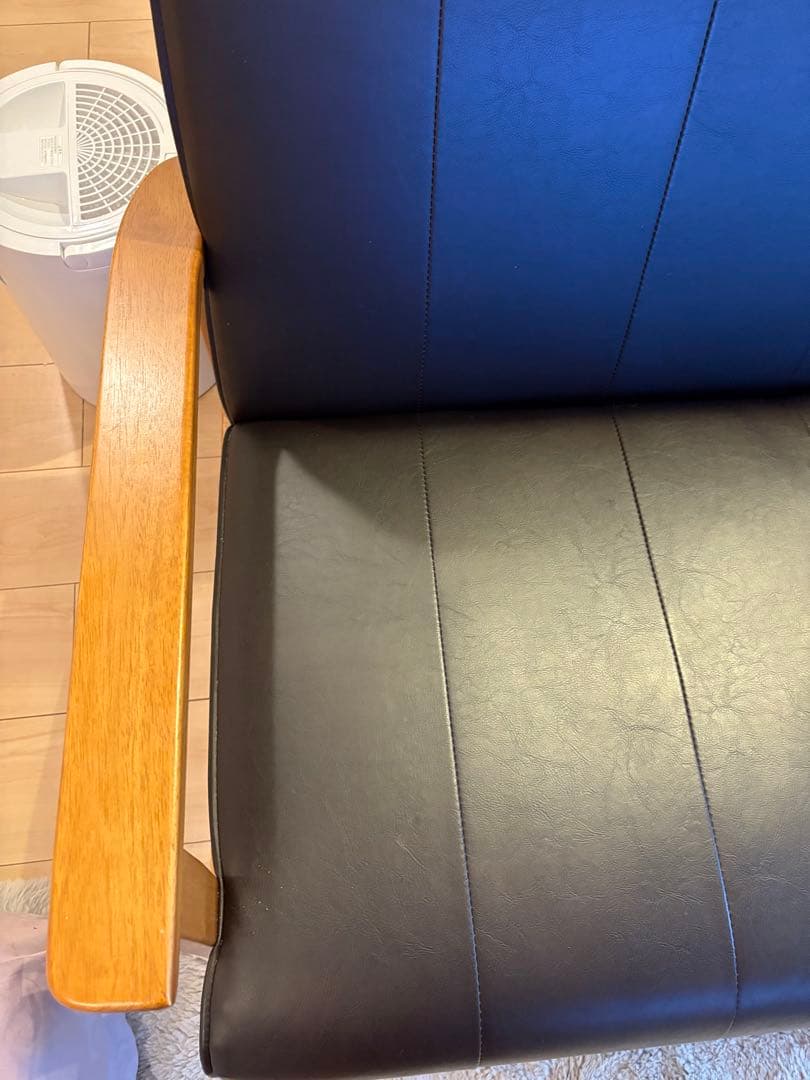 黒　ブラック　ソファー