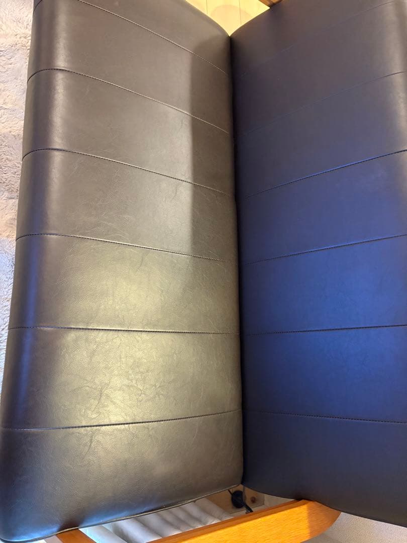 黒　ブラック　ソファー