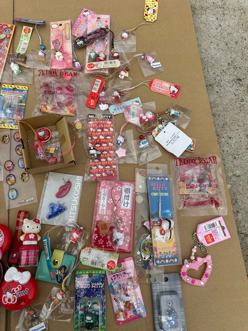 5*5様 ハローキティ テディベア ストラップセット