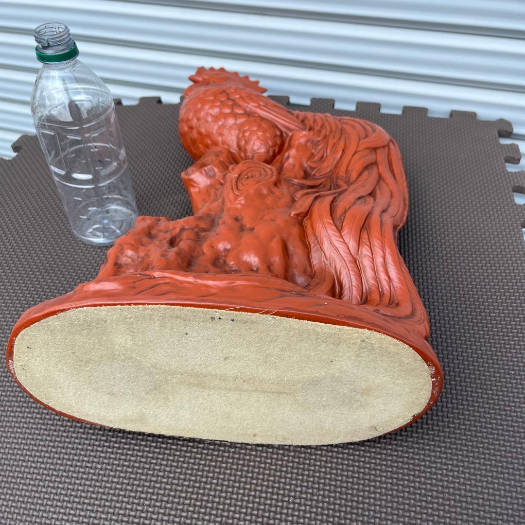 茶色 陶器製 ニワトリ彫刻