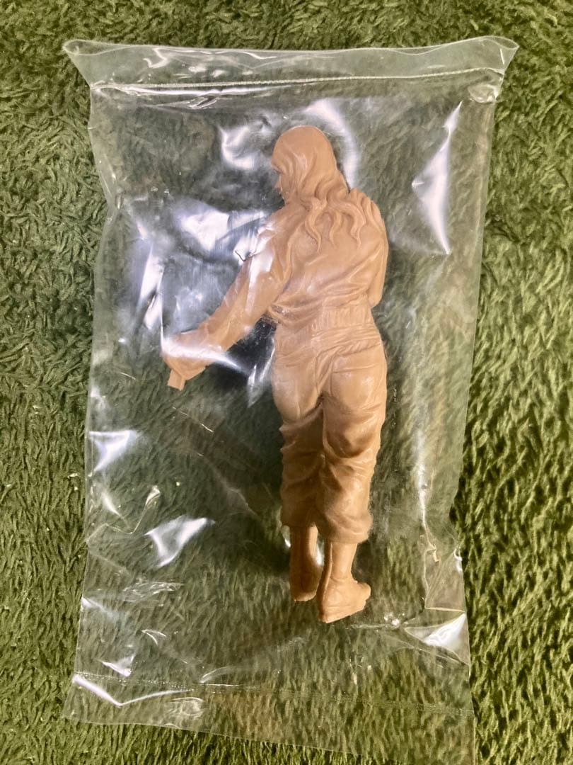 LOVELOVEGARDENヴィヴィアン.ヌギカケガールMa.K