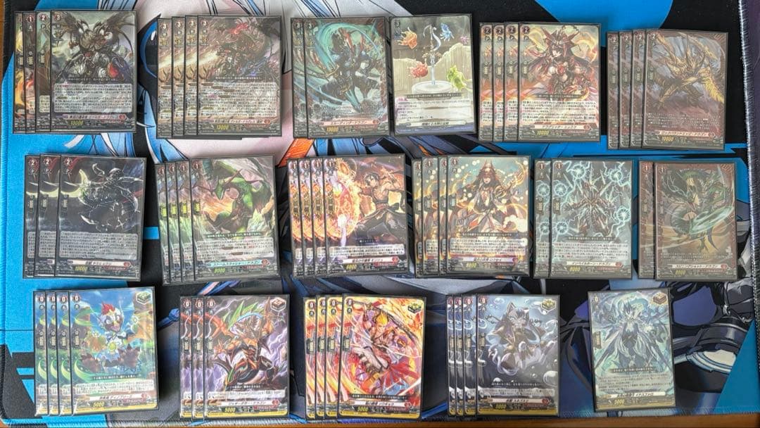 ヴァンガード】ヴァルガ デッキ 員弁ナオ スリーブ付き - メルカリ