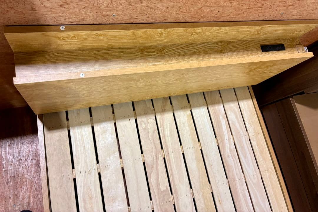 【現地引取OK】コンセント・スマホスタンド宮付き すのこ シングルベッド