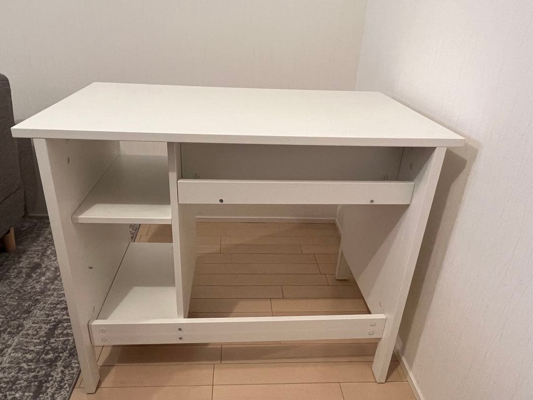 IKEA ブルサリ PCデスク 学習机 ホワイト 解体なしそのまま発送！