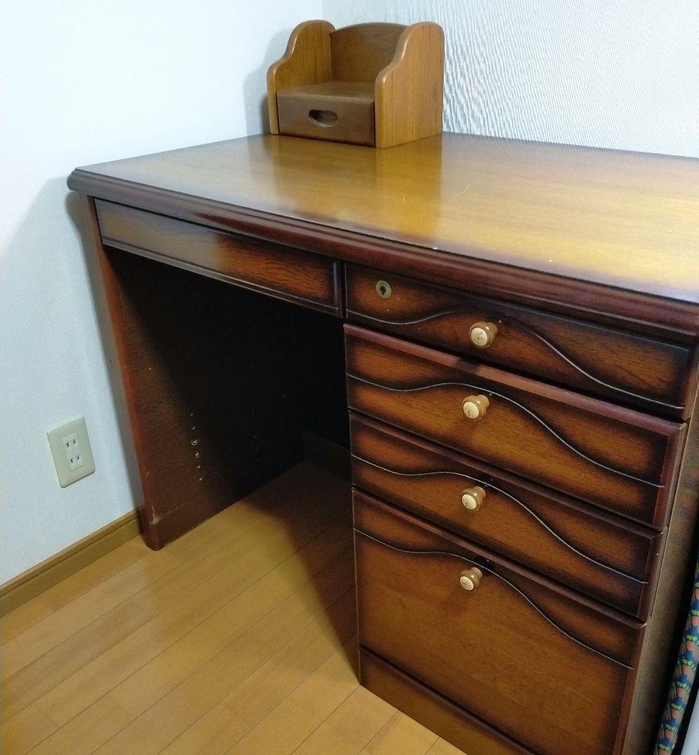 ✿イトーキ木製学習机　〜３月下旬まで