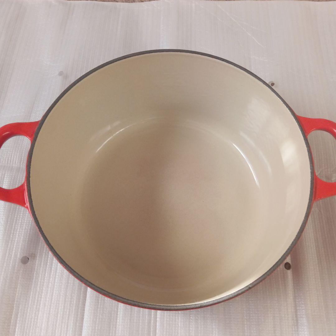 【美品】ル・クルーゼ　両手鍋 22cm　チェリーレッド