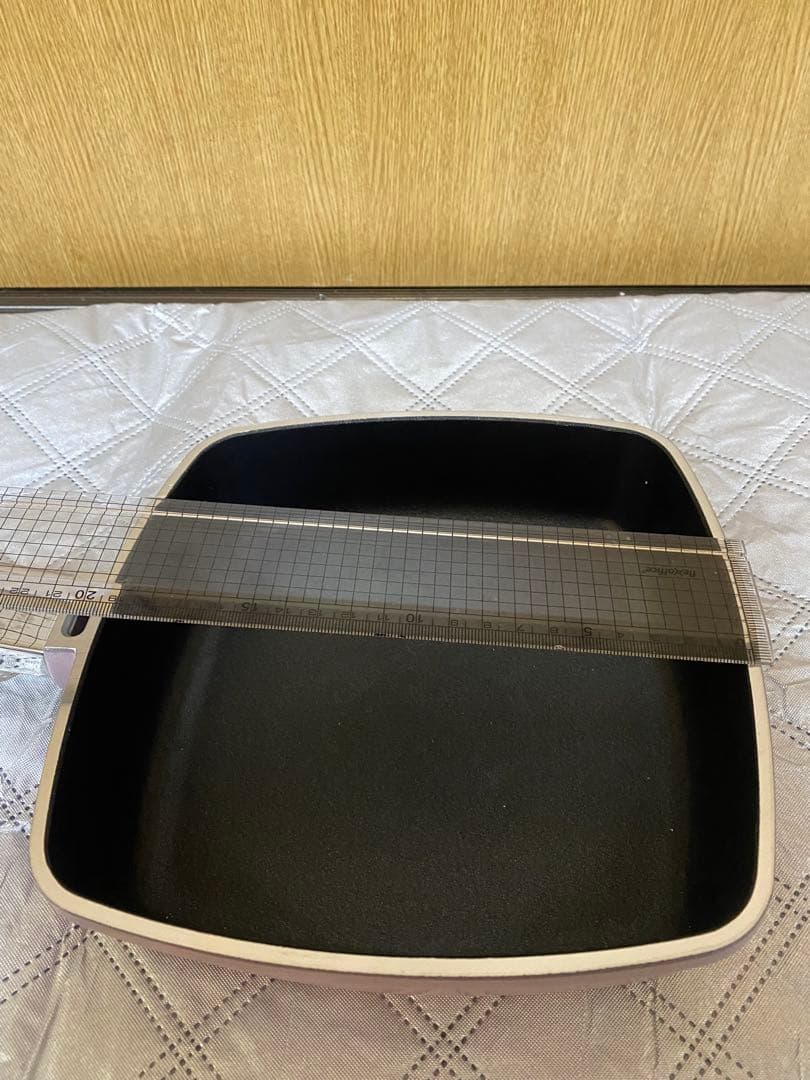 新品 アサヒ軽金属 四角フライパン 蓋付き 20センチ ピンク色 - メルカリ